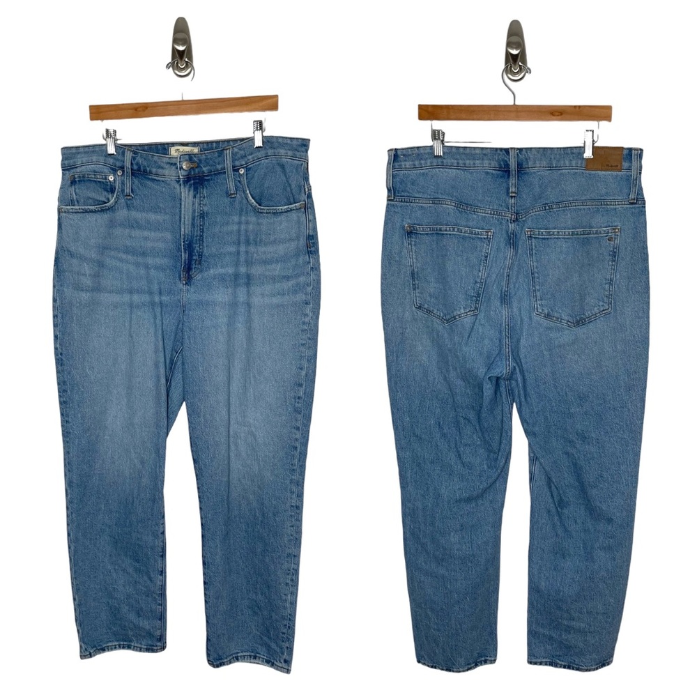 Madewell | The Curvy Perfect Vintage Straight Jean in Hoye Wash 33
